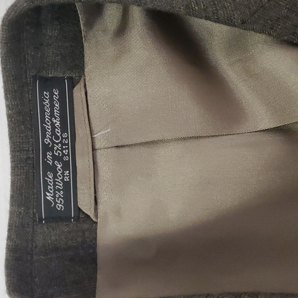 Bill Blass Blazer - Picture 7 of 10